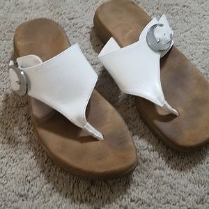 A2 sandals size 9